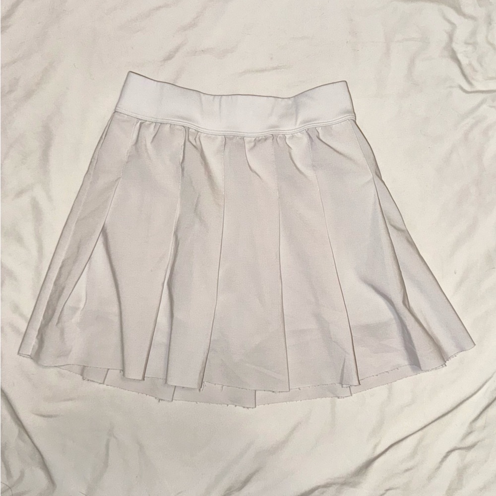 Fabletics - pleated tennis skirt with built-in shorts